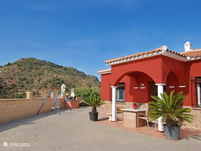 villa en España, Costa del Sol, Comares – villa el deseo Ven y relájate en El Deseo, tu propio paraíso vacacional.