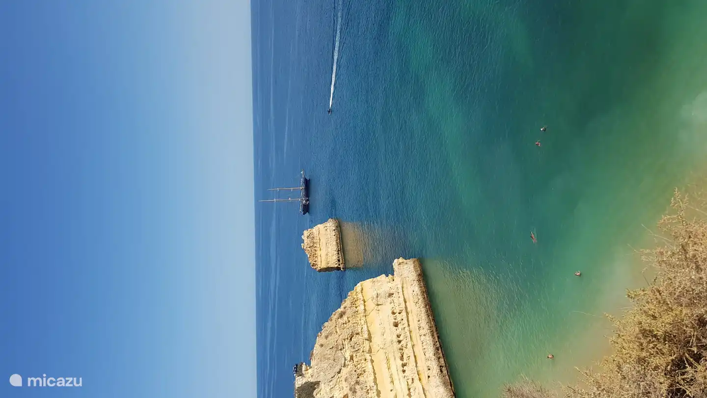 Praia da Marinha, einer der schönsten Strände der Algarve.