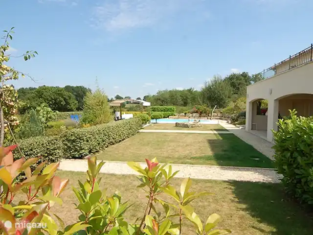 Vakantievilla Fleur de Lys huren in Frankrijk, Charente, Rouzède - villa tuin