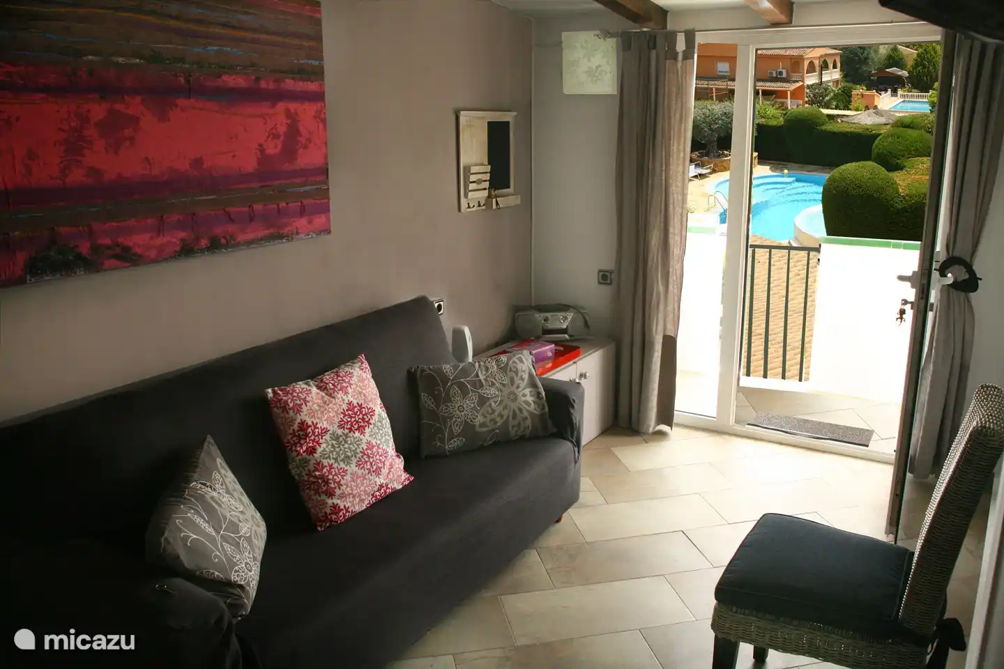 Upstairs entrance/sitting area