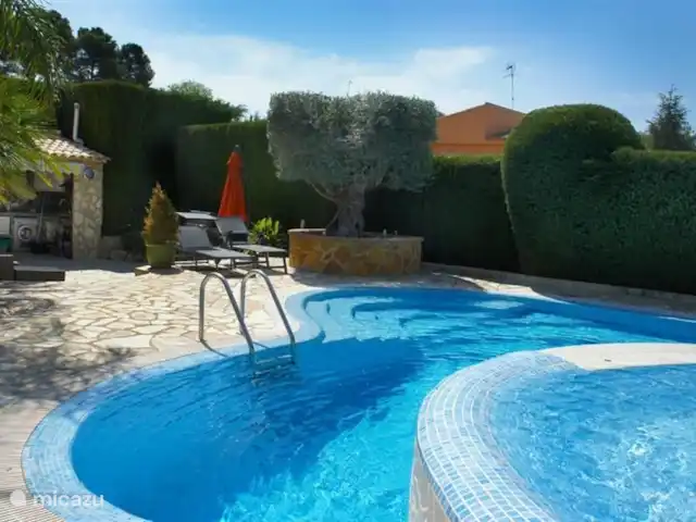 Palm Villa Valence | Espagne, Valence, Valence (ville) - villa Vue latérale de la piscine