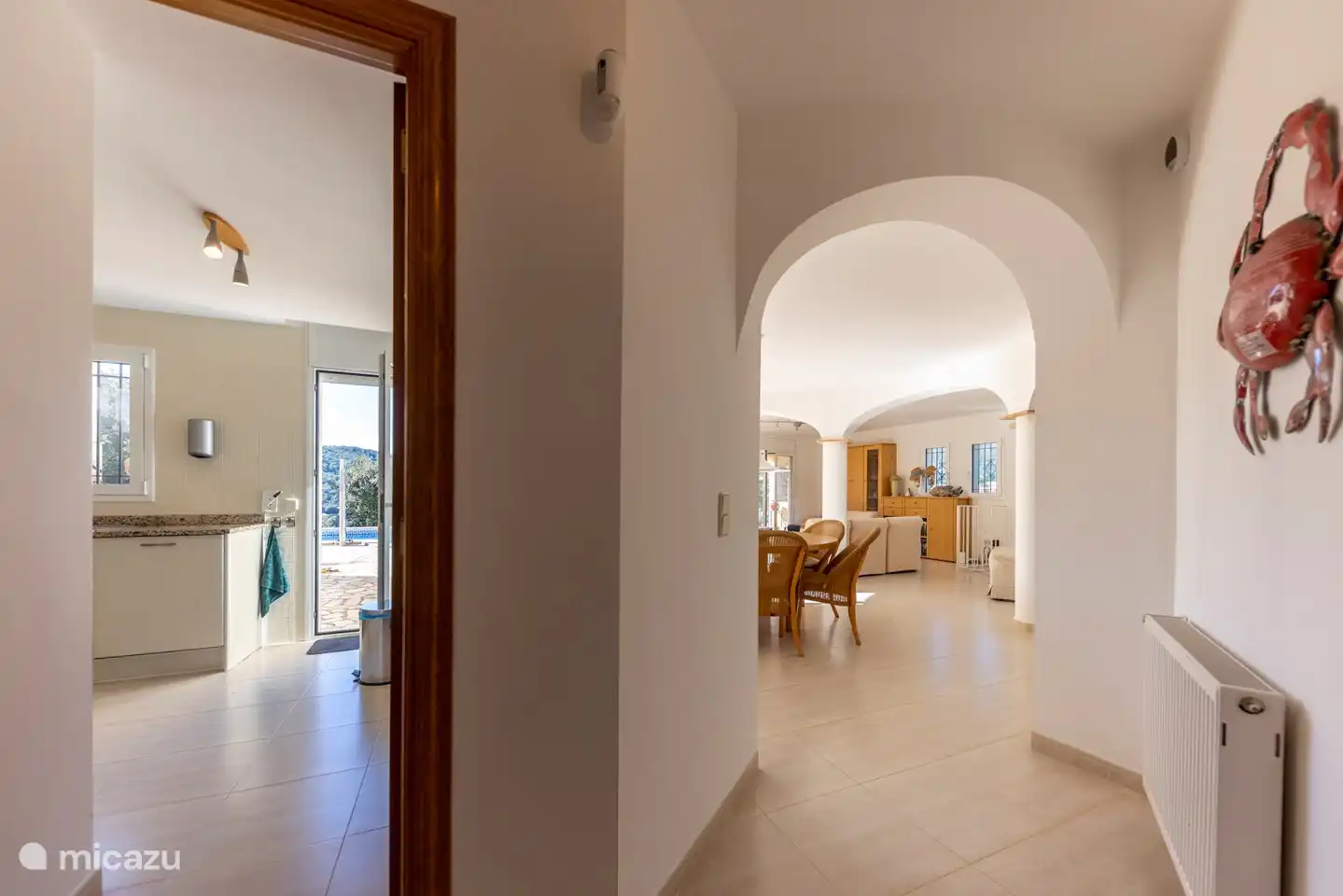 passage de la cuisine à la chambre