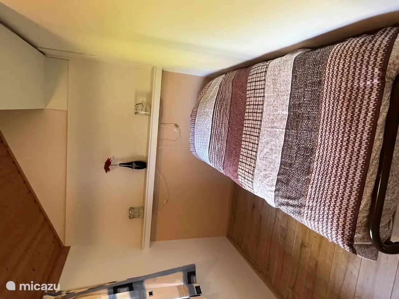 Bedroom 3 1 single bed with storage cupboard It is also possible to add an extra bed, you can ask for this when booking.