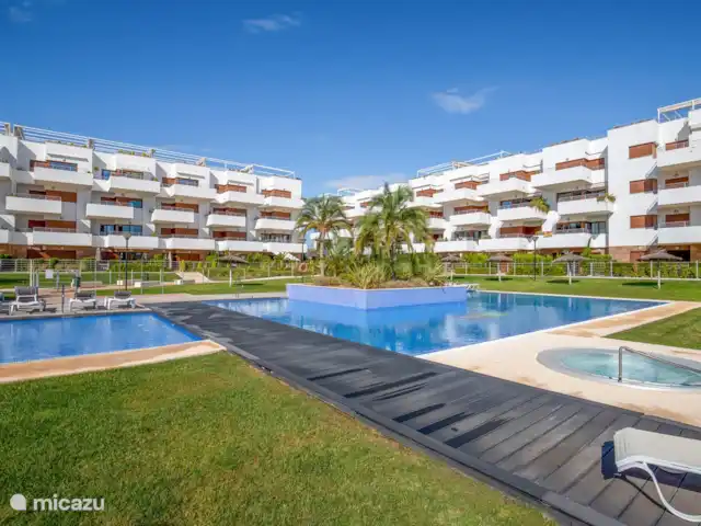 Terrazas de Campoamor huren in Spanje, Costa Blanca, Orihuela Costa - appartement Grote tuin met zwembad en jacuzzi het hele jaar door verwarmd