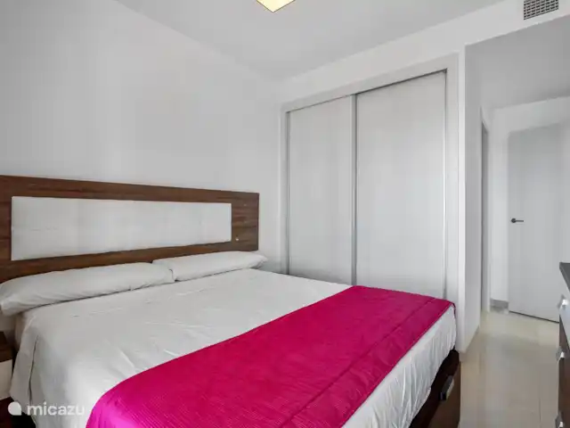 Terrazas de Campoamor huren in Spanje, Costa Blanca, Orihuela Costa - appartement Hoofdslaapkamer met kingsize bed