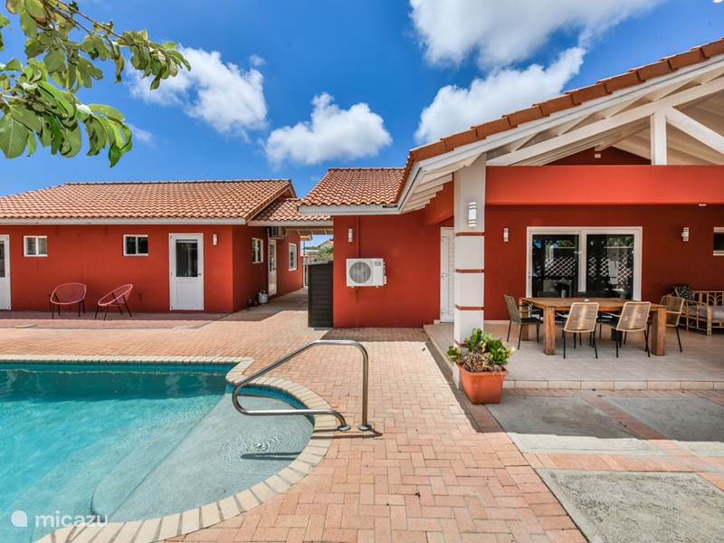 Vakantiehuis Aruba, Noord, Tanki Leendert Villa Privévilla met zwembad vlakbij Beach