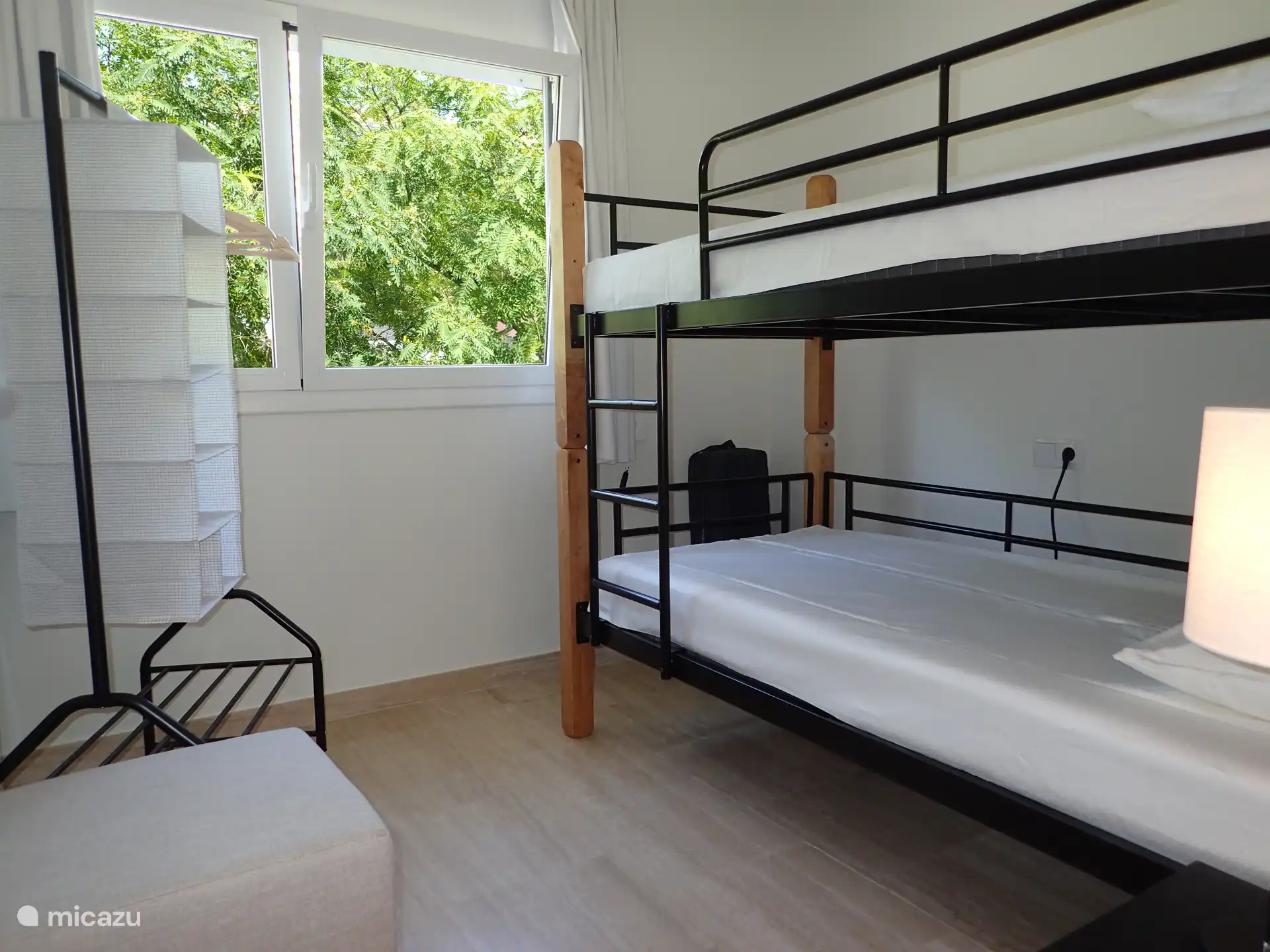 bedroom with bunk beds 