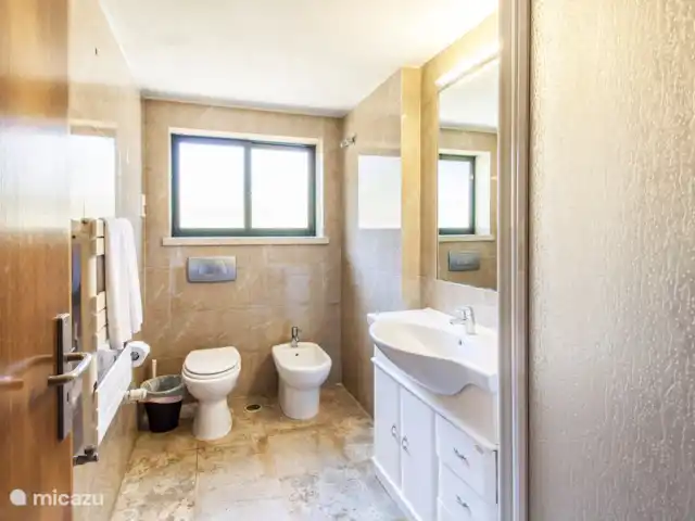Villa Louise huren in Portugal, Lissabon Kust, Charneca da Caparica - villa Badkamer