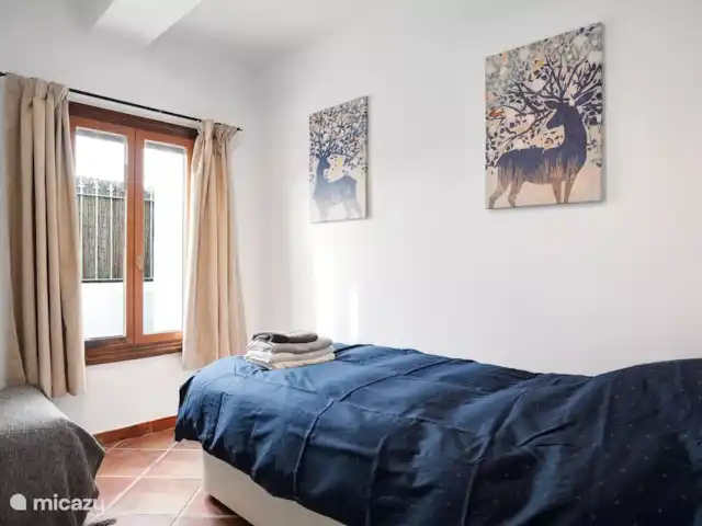 Villa LaLuna 'LaCasa' | Espagne, Andalousie, Vejer de la Frontera - finca Petite chambre : convient pour 1 adulte + 1 enfant (90 x 200 + 80 x 20 valentuna) climatisation
