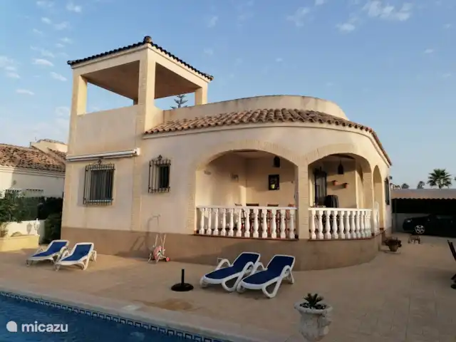 Villa Luna en La Marina en España, Costa Blanca, La Marina - villa Casa de vacaciones estilo español