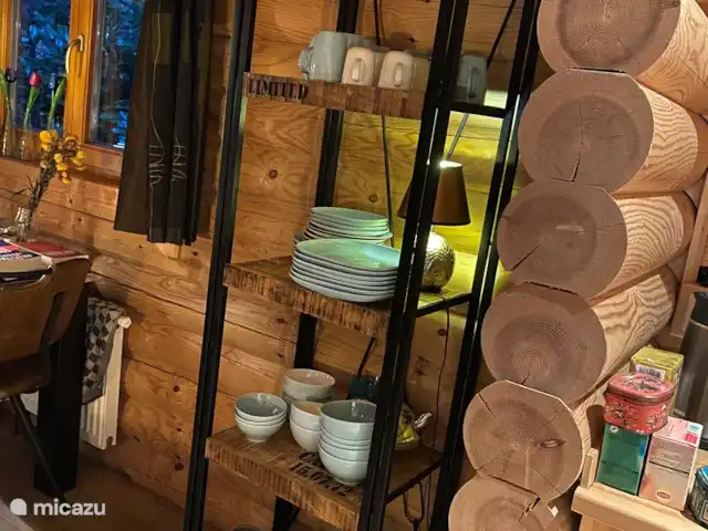 Location de Vacances Pays-Bas, Gueldre, Ermelo, chalet - Le tronc d'arbre Armoire à vaisselle