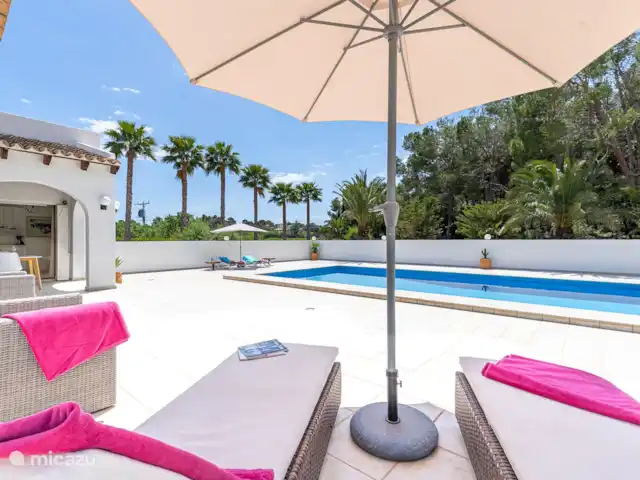 Casas en la naturaleza, España, Costa Blanca, Altea, chalet Finca Nora Piscina