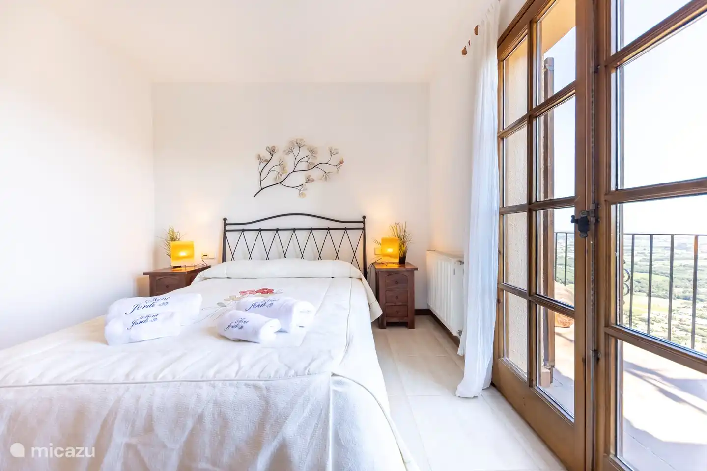 Bedroom with a double bed and en-suite bathroom