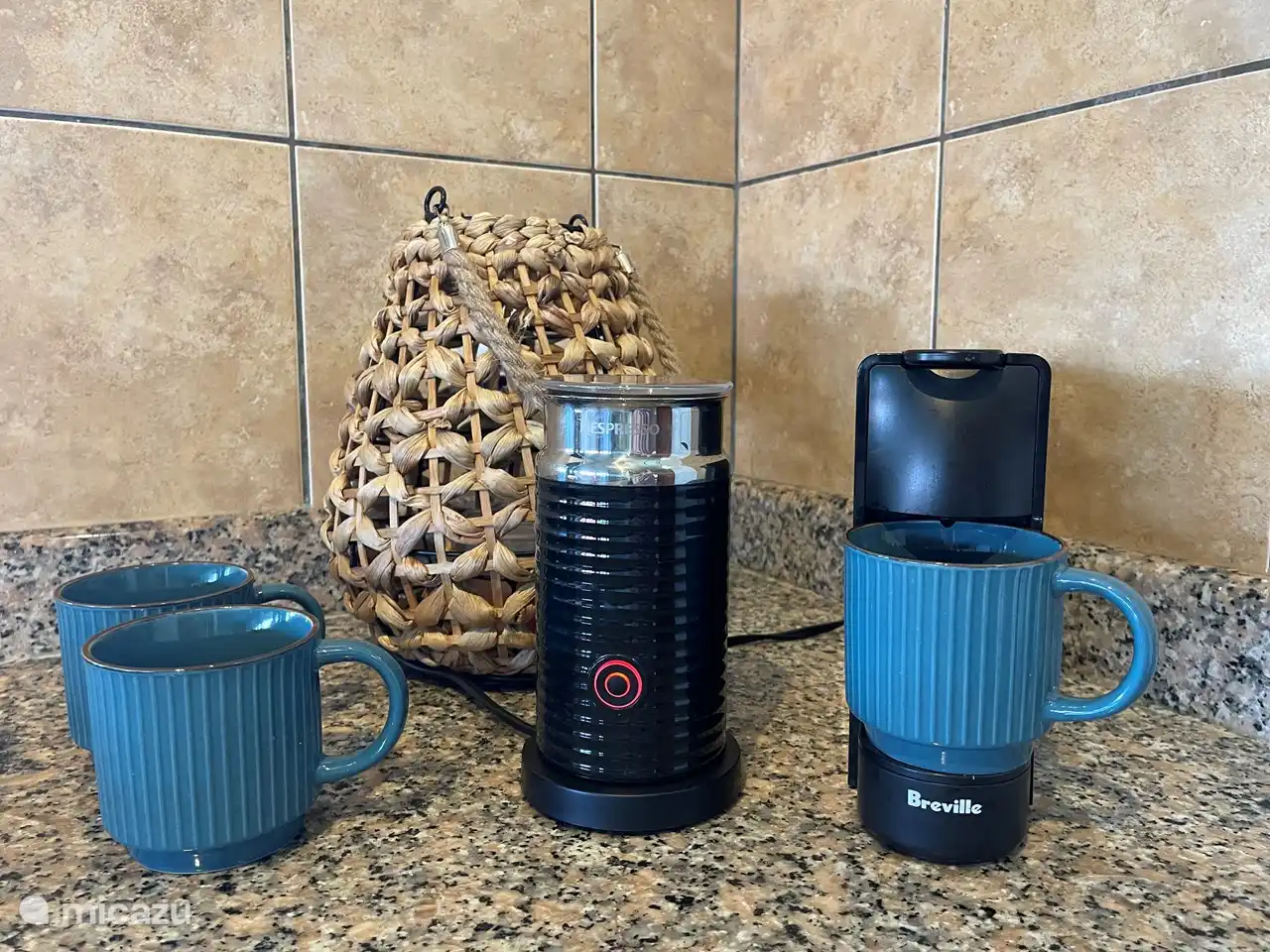 The Blue Bay Beachvilla - Nespresso met melkschuimer