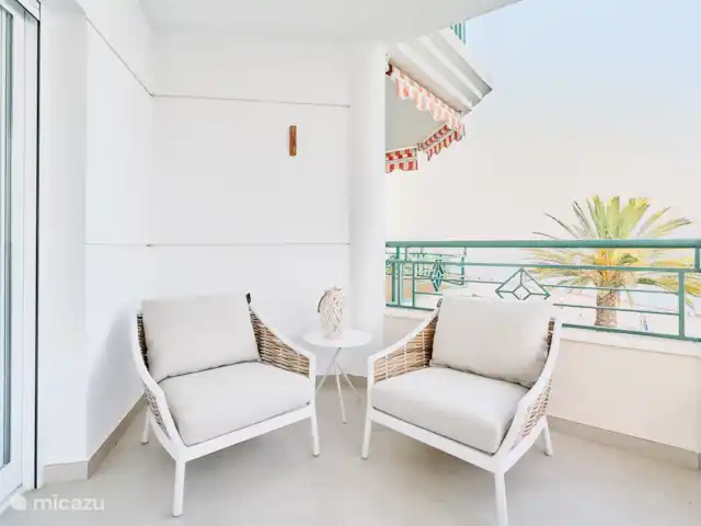 El Oasis Club TD05 | Espagne, Costa del Sol, Torrox - appartement coin salon cosy pour les longues soirées chaudes