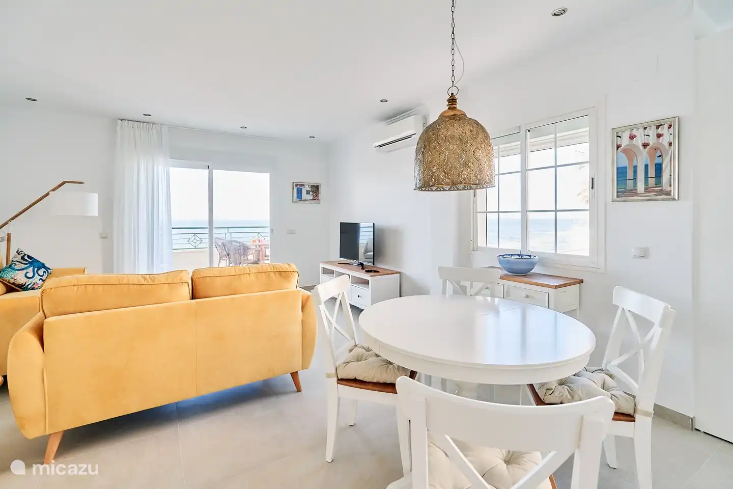 dining area with chairs