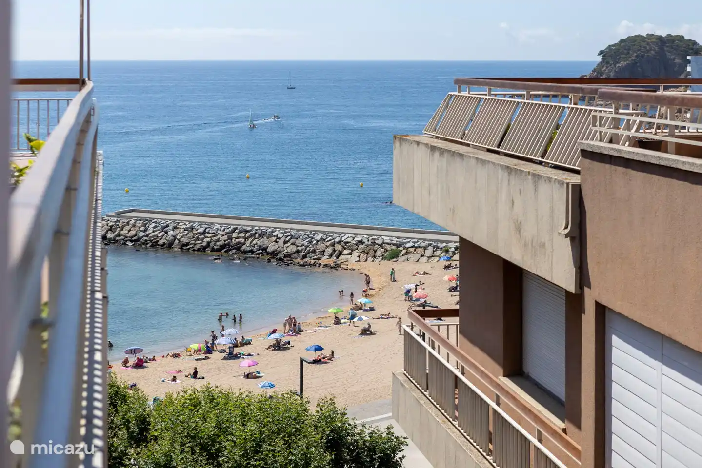 50 Meter vom Strand entfernt