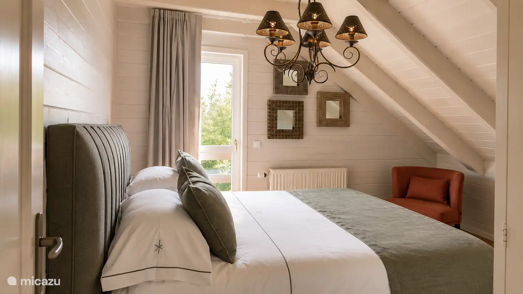 Schlafzimmer, 2. Stock