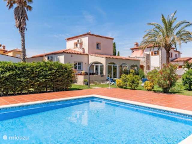 Holiday home in Spain, Costa Brava, Vilacolum - villa Casa La Haia
