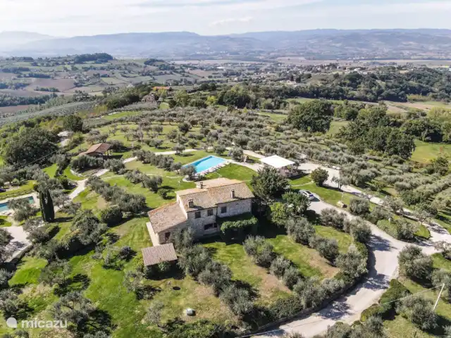 villa huren in Italië, Umbrië, Collazzone – Villa met privé,airco,prive zwembad