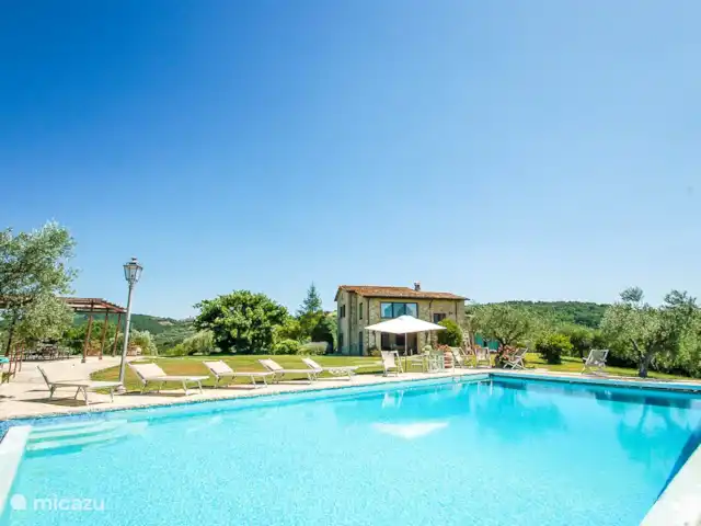 villa huren in Italië, Umbrië, Collazzone – Villa met privé,airco,prive zwembad