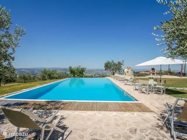 villa huren in Italië, Umbrië, Collazzone – Villa met privé,airco,prive zwembad