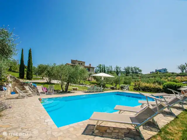 Villa con baño privado, aire acondicionado, piscina privada en Italia, Umbría, Todi - villa