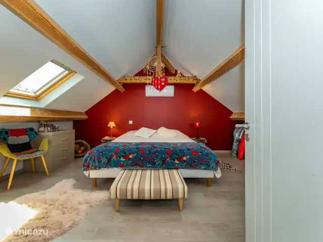 Trufiera en Francia, Dordoña, Florimont-Gaumier - villa Dormitorio