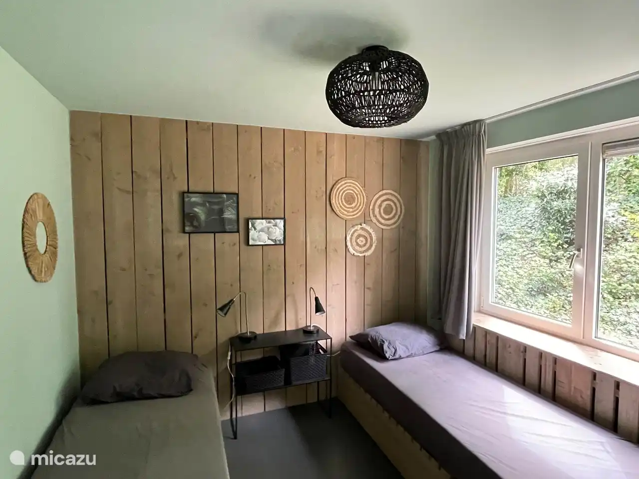 Schlafzimmer 2 mit Badezimmer