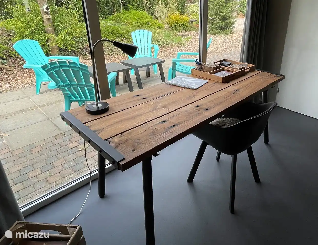 Büro mit schöner Aussicht, wunderbarer Ort