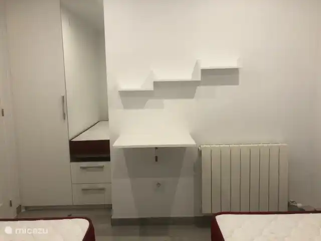 villa Casalucka4enjoy jusqu'à 12 pers | Espagne, Costa Blanca, Jalón - maison de vacances armoire encastrée chambre 1 Casa Stirio