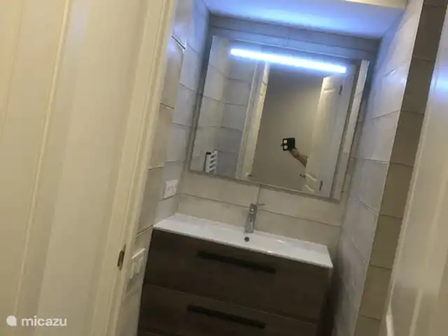 villa Casalucka4enjoy jusqu'à 12 pers | Espagne, Costa Blanca, Jalón - maison de vacances Salle de bain des chambres 1 et 2 Casa Stirio