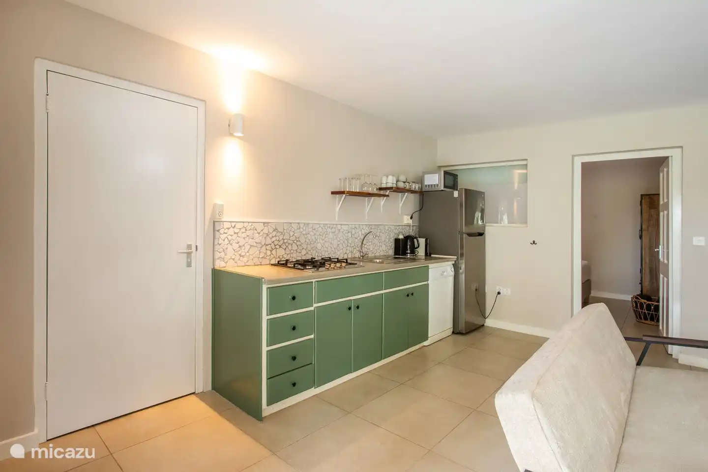 Die Küche, komplett ausgestattet