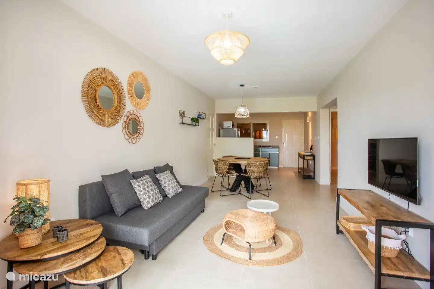 Wohnzimmer und Küche