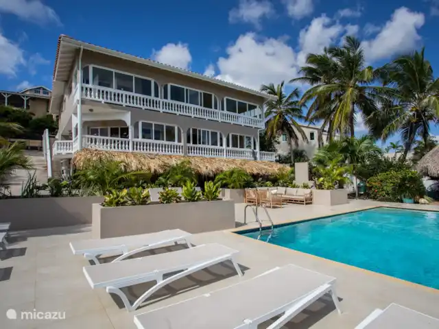 Location de Vacances Curaçao, Banda Ariba (est), Jan Thiel, appartement - Appartement quadruple avec balcon jardin