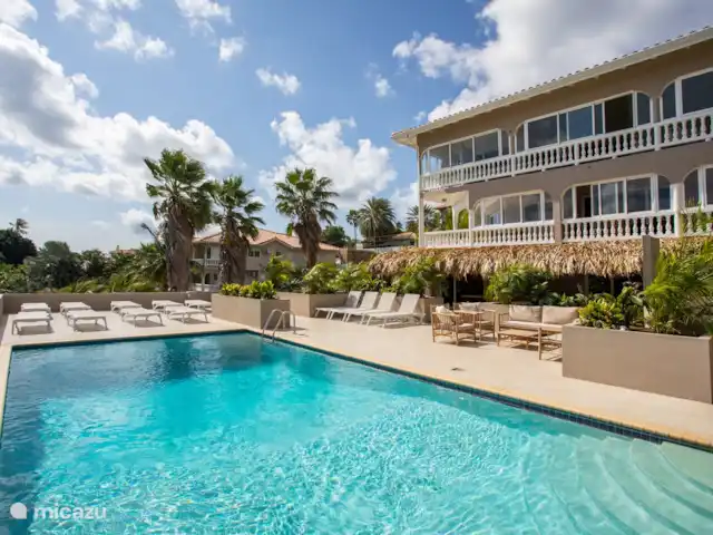 Location de Vacances Curaçao, Banda Ariba (est), Jan Thiel, appartement - Appartement quadruple avec balcon jardin
