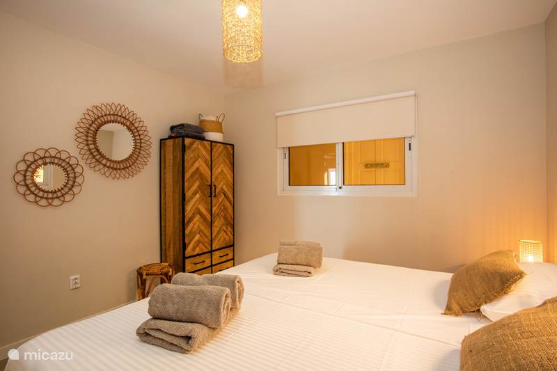 Ferienwohnung Curaçao, Banda Ariba (Ost), Jan Thiel Appartement Vierbettzimmer mit Balkon