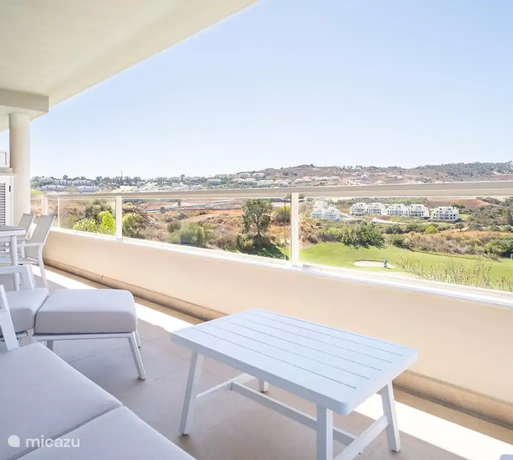 Sunny Valley Golf, Pool & Views