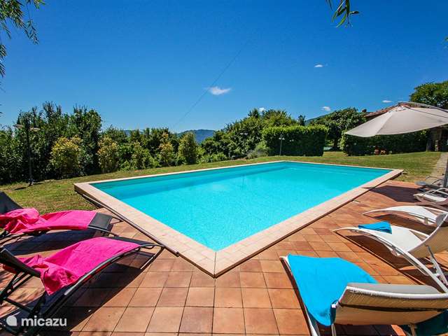 Vakantiehuis Italië, Toscane, Lucca - villa Garfagnana-house with private pool