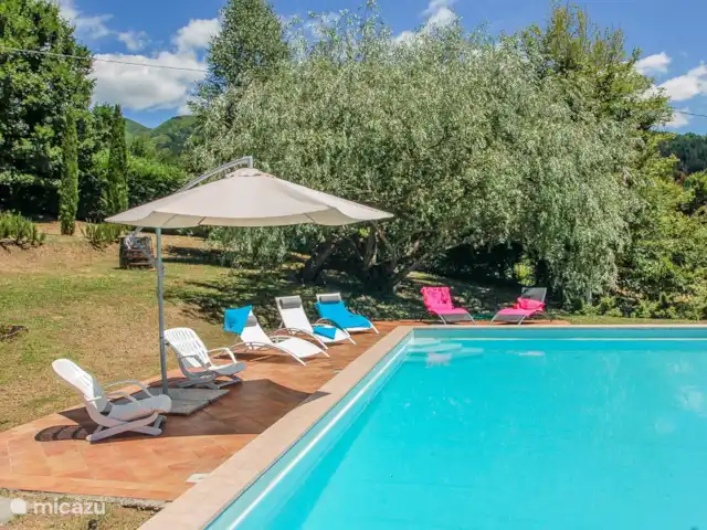 Location de Vacances Italie, Toscane, Lucca, villa - Maison avec piscine privée près de Lucques