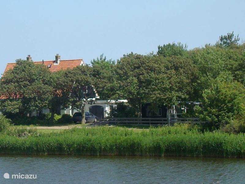 Vakantiehuis Nederland, Noord-Holland, Anna Paulowna Geschakelde woning Mooi ruim huis aan het water