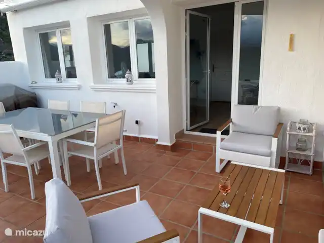 Tranquila casa de vacaciones Casa Milara en España, Costa Blanca, Jalón - casa vacacional Terraza casa milara mert BBQ y lounge