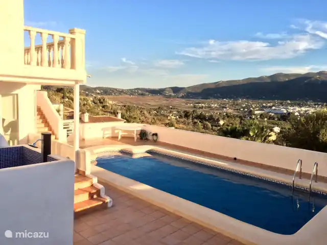 Tranquila casa de vacaciones Casa Milara en España, Costa Blanca, Jalón - casa vacacional piscina