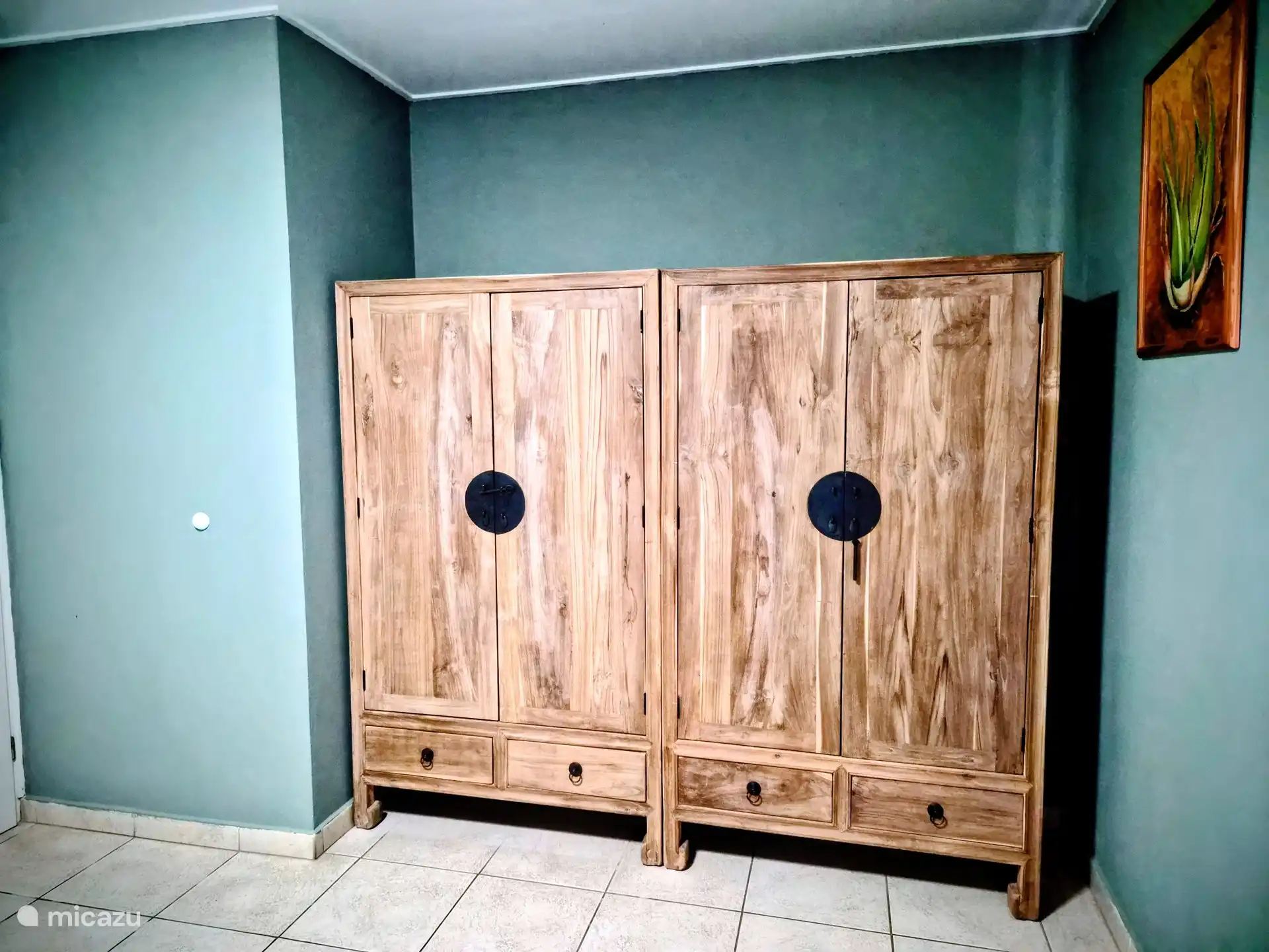 Kast slaapkamer 1 rechterkast is afgeloten