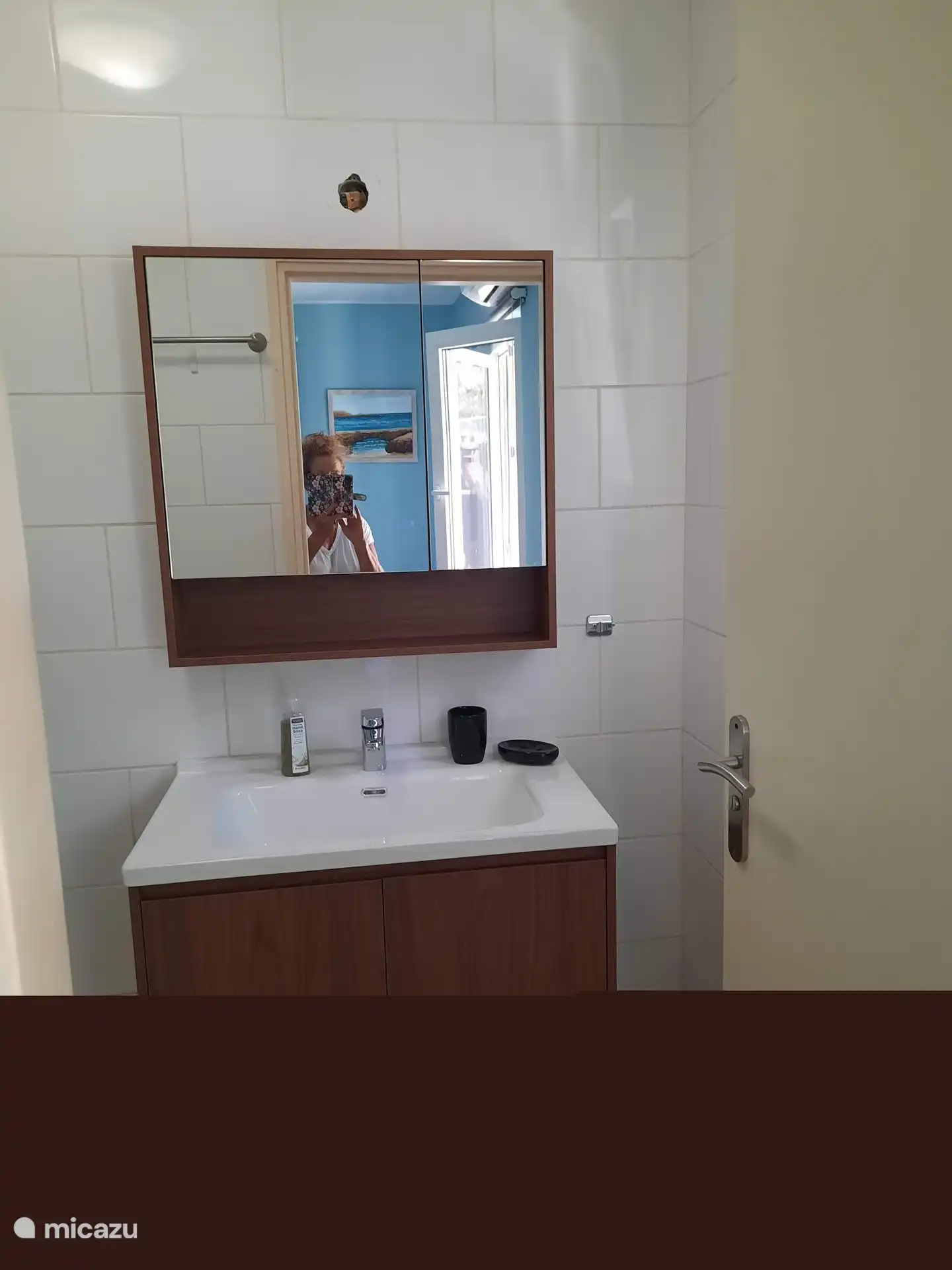 Bathroom room 2 the bedroom