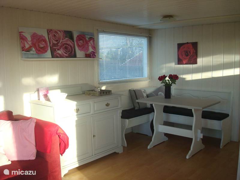 Maison de Vacances Pays-Bas, Hollande du nord, Hippolytushoef Chalet Maison romantique confortable sur l'eau