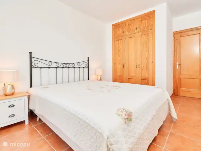 Holiday Andaluz TD04 Club El Oasis huren in Spanje, Costa del Sol, Torrox - appartement hoofdslaapkamer met ruime kast