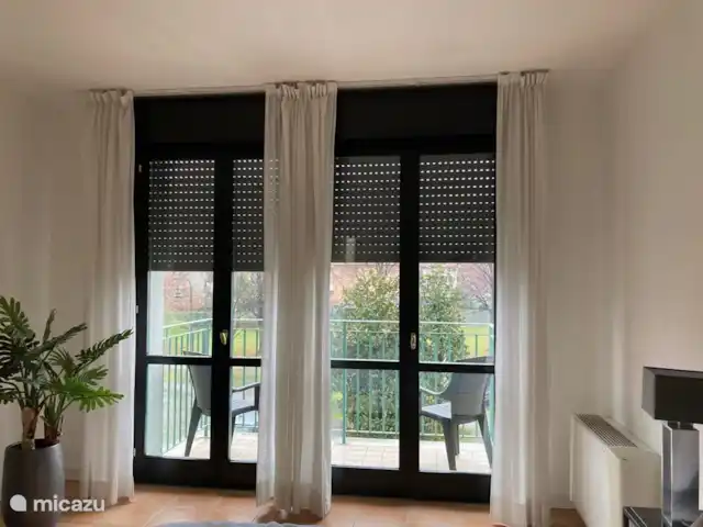 Porto Letizia-Appartement P3 | Italie, Lacs italiens , Porlezza - appartement Chambre principale avec TV et balcon