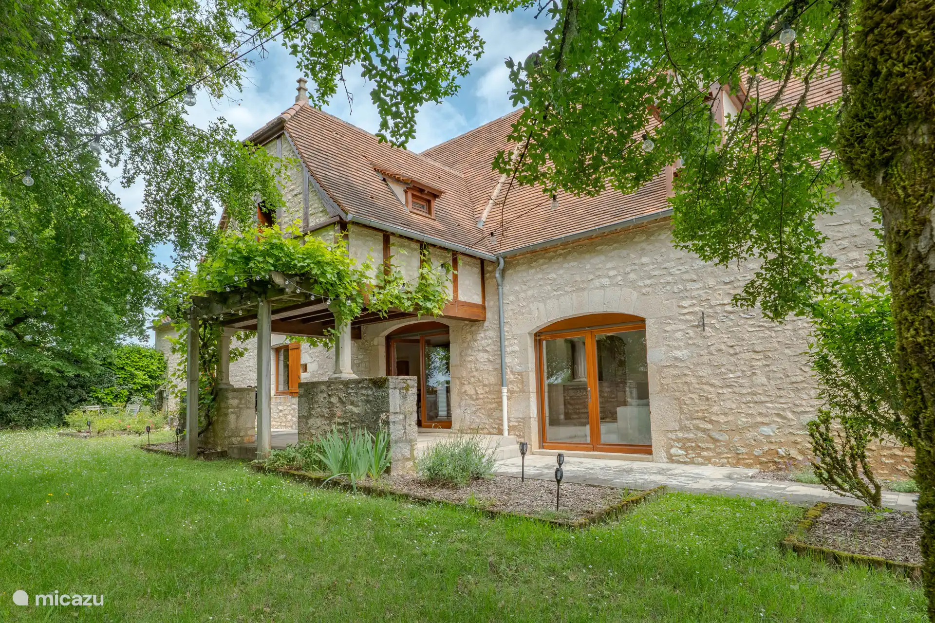 The house on the side