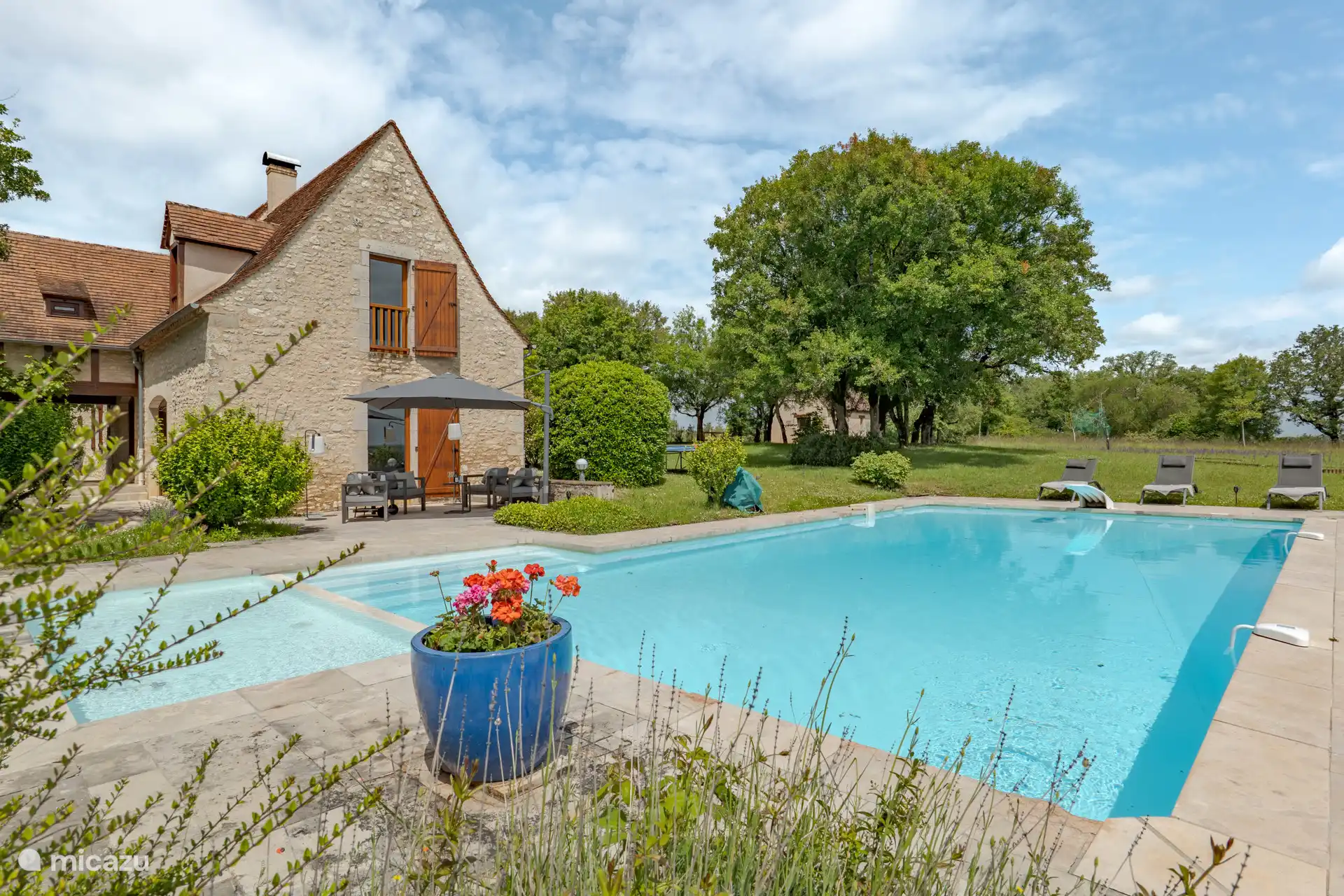 House with huge garden